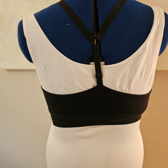 VS no wire bra - Picture 4 of 8